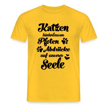 Katzen hinterlassen Pfoten Abdrücke auf Seele - Männer T-Shirt - Gelb - Vorne - AI Model Male 178 dark (178cm)