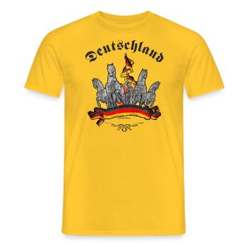 MIX - Deutschland 4 Pferde im Gespann mit Schwarz - Männer T-Shirt - Gelb - Vorne - AI Model Male 178 dark (178cm)