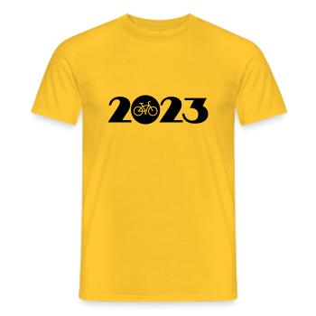 Radtour 2023 - Fahrrad - Männer T-Shirt - Gelb - Vorne - AI Model Male 178 dark (178cm)