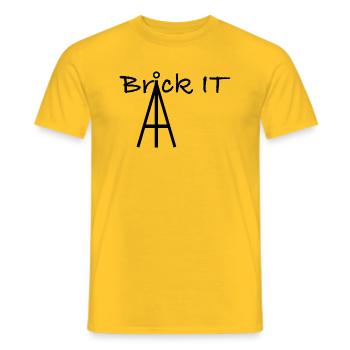 brick it - Männer T-Shirt - Gelb - Vorne - AI Model Male 178 dark (178cm)