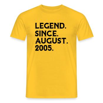 Legende August - Männer T-Shirt - Gelb - Vorne - AI Model Male 178 dark (178cm)