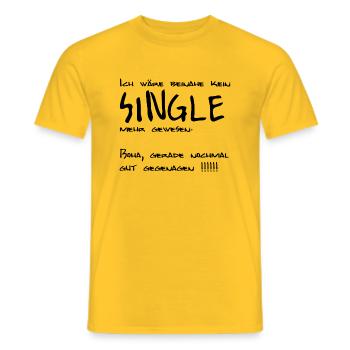 Gerade nochmal gut gegangen schwarz - Männer T-Shirt - Gelb - Vorne - AI Model Male 178 dark (178cm)
