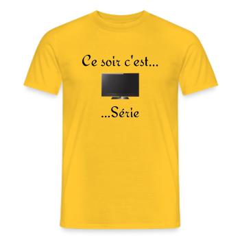 Ce soir ... c'est série - T-shirt homme - jaune - Devant - AI Model Male 178 dark (178cm)