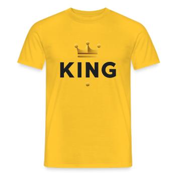Du bist dein eigener König - Männer T-Shirt - Gelb - Vorne - AI Model Male 178 dark (178cm)