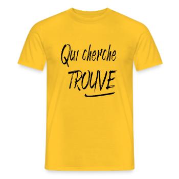 Qui cherche trouve - T-shirt homme - jaune - Devant - AI Model Male 178 dark (178cm)