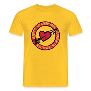 Leader Cousin Crew Team - T-shirt homme - jaune - Devant - AI Model Male 178 dark (178cm)