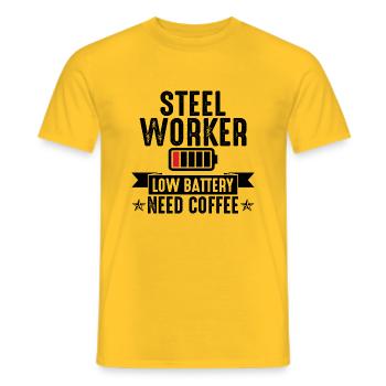 Steel Worker Low Battery Need Coffee - Männer T-Shirt - Gelb - Vorne - AI Model Male 178 dark (178cm)