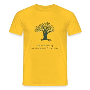 value investing by financefreeks - Men's T-Shirt - yellow - Front - AI Model Male 178 dark (178cm)
