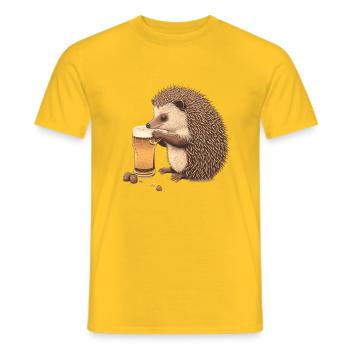 Hérisson mignon avec de la bière - T-shirt homme - jaune - Devant - AI Model Male 178 dark (178cm)