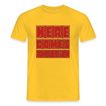 Here Comes the SUN - Männer T-Shirt - Gelb - Vorne - AI Model Male 178 dark (178cm)