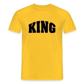 KING - Männer T-Shirt - Gelb - Vorne - AI Model Male 178 dark (178cm)