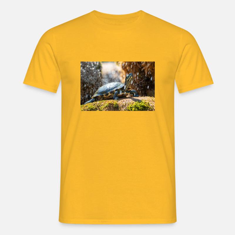 Yellow-bellied slider Trachemys scripta scripta - Men's T-Shirt - yellow
