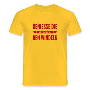 nutze die Zeit zwischen den Windeln - Männer T-Shirt - Gelb - Vorne - AI Model Male 178 dark (178cm)