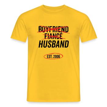 Boyfriend Fiancé Husband Est 2006 - Men's T-Shirt - yellow - Front - AI Model Male 178 dark (178cm)