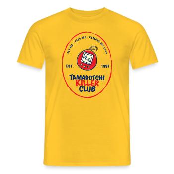 Tamagotchi Killer Club - Männer T-Shirt - Gelb - Vorne - AI Model Male 178 dark (178cm)