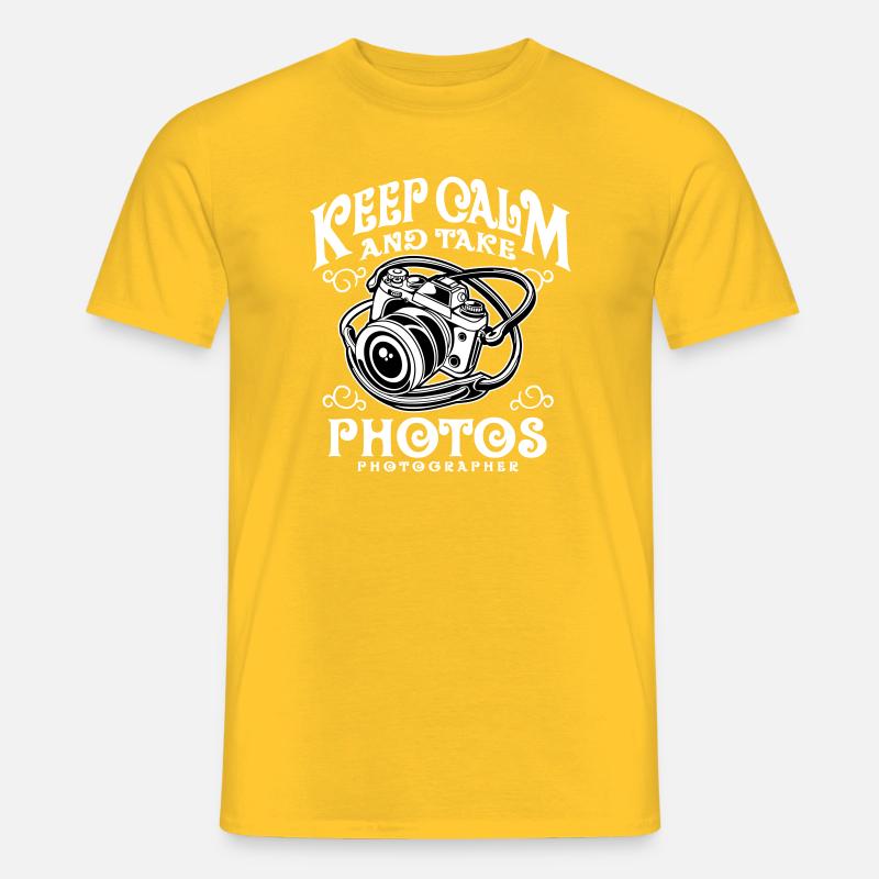 Keep Calm and take photos - Männer T-Shirt - Gelb