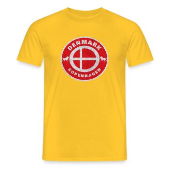 Dänemark Kopenhagen Vintage / Geschenk Denmark - Männer T-Shirt - Gelb - Vorne - AI Model Male 178 dark (178cm)