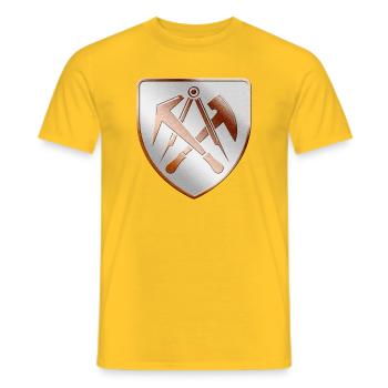 Dachdecker Wappen Schild in 3D - Männer T-Shirt - Gelb - Vorne - AI Model Male 178 dark (178cm)