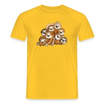 Großer Faultier Haufen I Chillende Tiere Faulenzer - Männer T-Shirt - Gelb - Vorne - AI Model Male 178 dark (178cm)