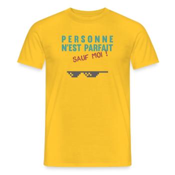 Personne n'est parfait... sauf moi ! - T-shirt homme - jaune - Devant - AI Model Male 178 dark (178cm)