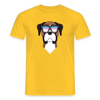 Transgender Deutscher Boxer Hund - Hund mit Brille - Männer T-Shirt - Gelb - Vorne - AI Model Male 178 dark (178cm)