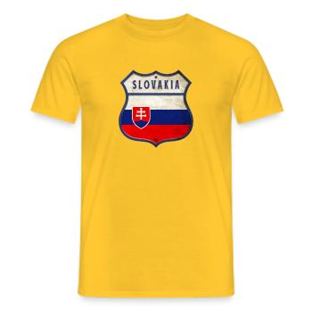Slowakei Flaggen Wappen Design - Männer T-Shirt - Gelb - Vorne - AI Model Male 178 dark (178cm)