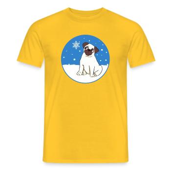 Mops im Schnee - Männer T-Shirt - Gelb - Vorne - AI Model Male 178 dark (178cm)