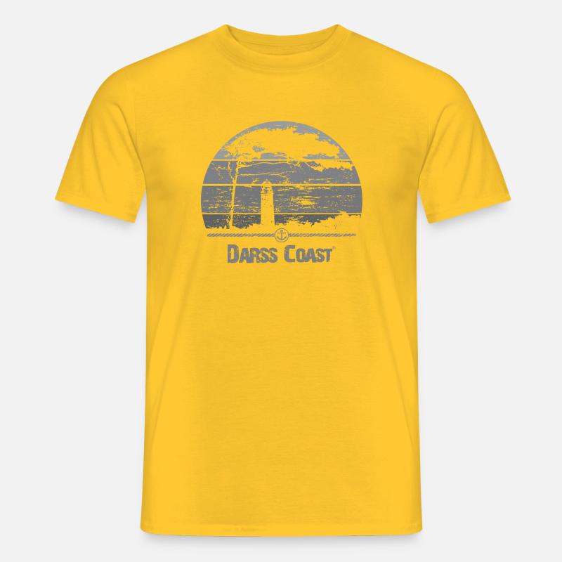 DarssCoast - Leuchtturm & Windflüchter - Männer T-Shirt - Gelb