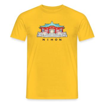 Japan, Shinto Schrein Koshikiiwa, Kansai Region - Männer T-Shirt - Gelb - Vorne - AI Model Male 178 dark (178cm)