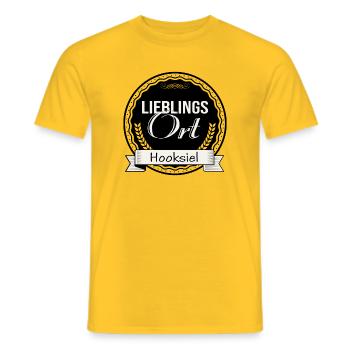 Lieblingsort Hooksiel - Männer T-Shirt - Gelb - Vorne - AI Model Male 178 dark (178cm)