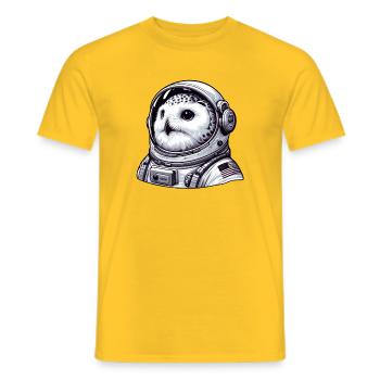 Schneeeule Astronaut Weltraumabenteuer - Männer T-Shirt - Gelb - Vorne - AI Model Male 178 dark (178cm)