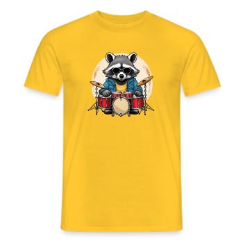 Stylischer Waschbär mit Schlagzeug - Männer T-Shirt - Gelb - Vorne - AI Model Male 178 dark (178cm)