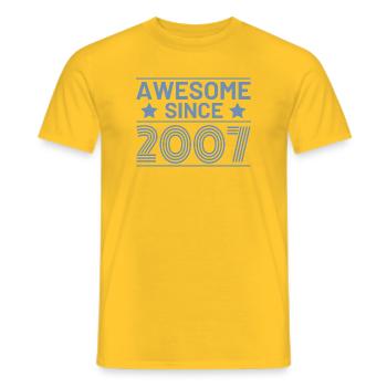 Anniversaire Rétro Génial depuis 2007 - T-shirt homme - jaune - Devant - AI Model Male 178 dark (178cm)