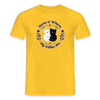 Home is Where My Kitties Are-minimalistisch - Männer T-Shirt - Gelb - Vorne - AI Model Male 178 dark (178cm)