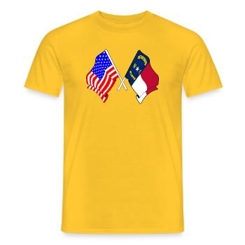 Flag USA and state of North Carolina crossed - Men's T-Shirt - yellow - Front - AI Model Male 178 dark (178cm)