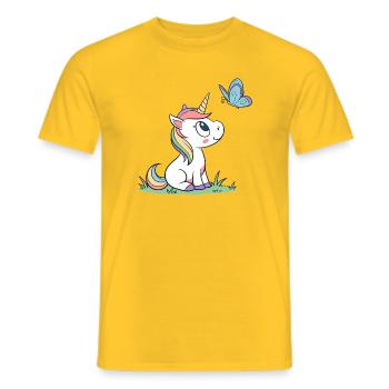 Süßes neugieriges Baby Einhorn und Schmetterling Magazin v01 - Männer T-Shirt - Gelb - Vorne - AI Model Male 178 dark (178cm)