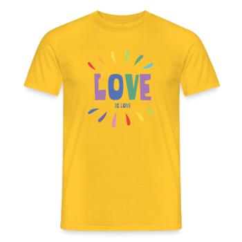 Mois de la fierté LGBT - Love is Love - T-shirt homme - jaune - Devant - AI Model Male 178 dark (178cm)
