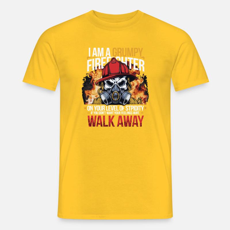 Grumpy Firefighter Skull Design - Men's T-Shirt - yellow