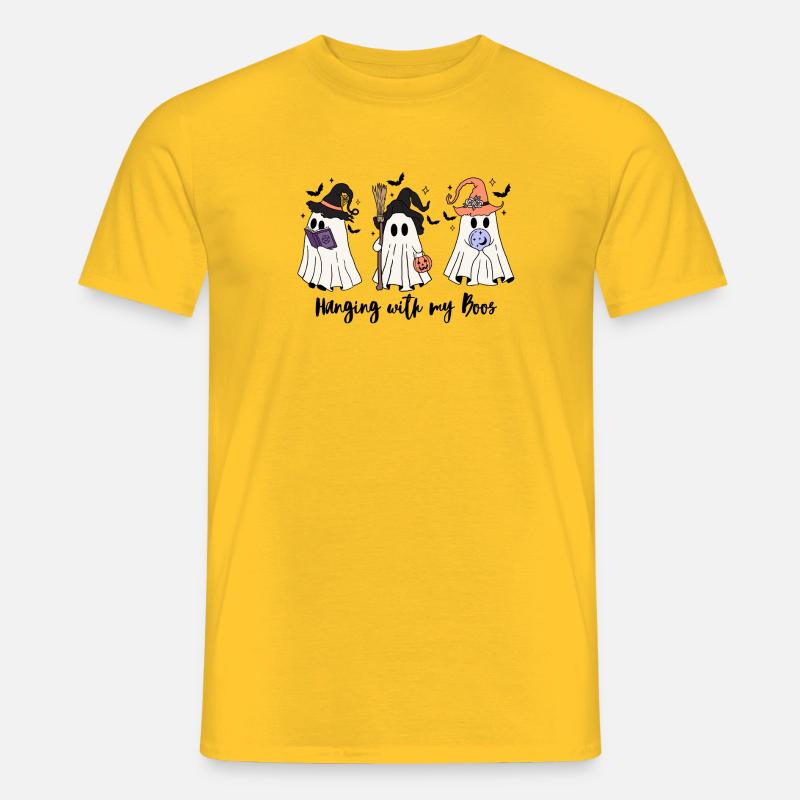 🧙‍♀️ Witchy Ghost Squad – Spooky & Cute 👻 - Männer T-Shirt - Gelb