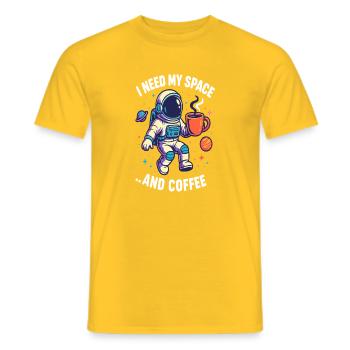 Astronaut with coffee - Men's T-Shirt - yellow - Front - AI Model Male 178 dark (178cm)
