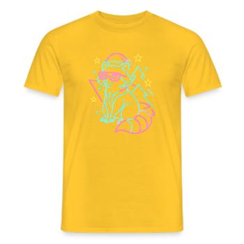 Cooler Waschbär Weihnachten Design - Männer T-Shirt - Gelb - Vorne - AI Model Male 178 dark (178cm)