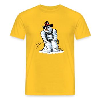 1421-michel-im-schnee - Männer T-Shirt - Gelb - Vorne - AI Model Male 178 dark (178cm)