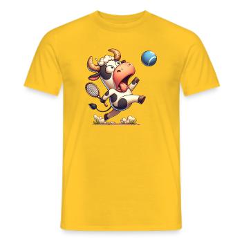 Lustige Tennis Kuh Mit Schläger Und Ball - Männer T-Shirt - Gelb - Vorne - AI Model Male 178 dark (178cm)