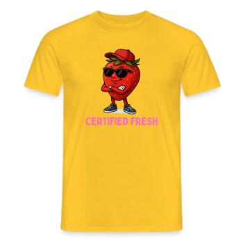 Certified fresh - Frische Erdbeere Streetwear - Männer T-Shirt - Gelb - Vorne - AI Model Male 178 dark (178cm)