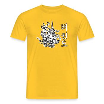 Taekwondo Drache – asiatisches Kampfsport-Design - Männer T-Shirt - Gelb - Vorne - AI Model Male 178 dark (178cm)