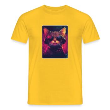 Coole DJ Katze mit Sonnenbrille - Männer T-Shirt - Gelb - Vorne - AI Model Male 178 dark (178cm)