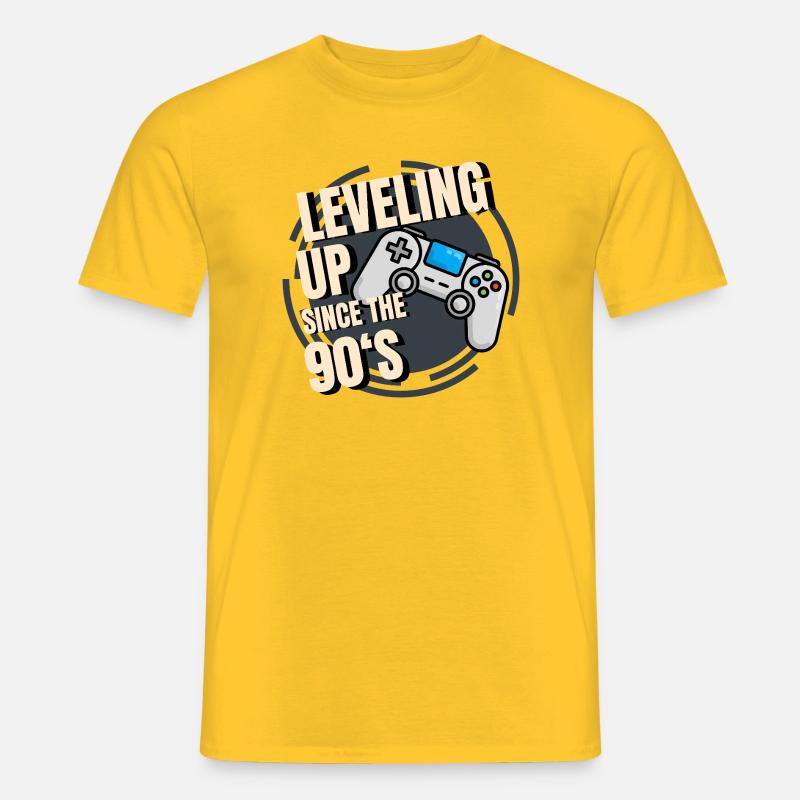 Retro-Spielcontroller mit 90er-Jahre-Text - Männer T-Shirt - Gelb
