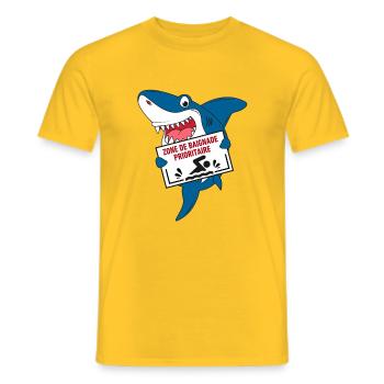 Zone de Baignade Prioritaire - T-shirt homme - jaune - Devant - AI Model Male 178 dark (178cm)