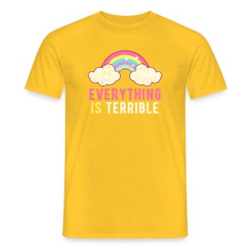 Alles ist schrecklich, Sarkasmus, Pastellregenbogen, - Männer T-Shirt - Gelb - Vorne - AI Model Male 178 dark (178cm)