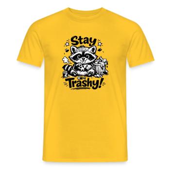 Stay Trashy Waschbär Doodle Motiv - Männer T-Shirt - Gelb - Vorne - AI Model Male 178 dark (178cm)